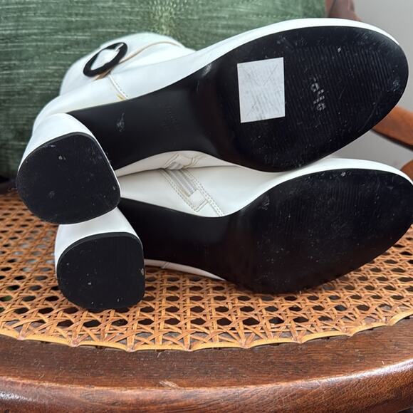 Nine West White 60s Inspired Zip Up Heeled Ankle Boots - Picture 5 of 8